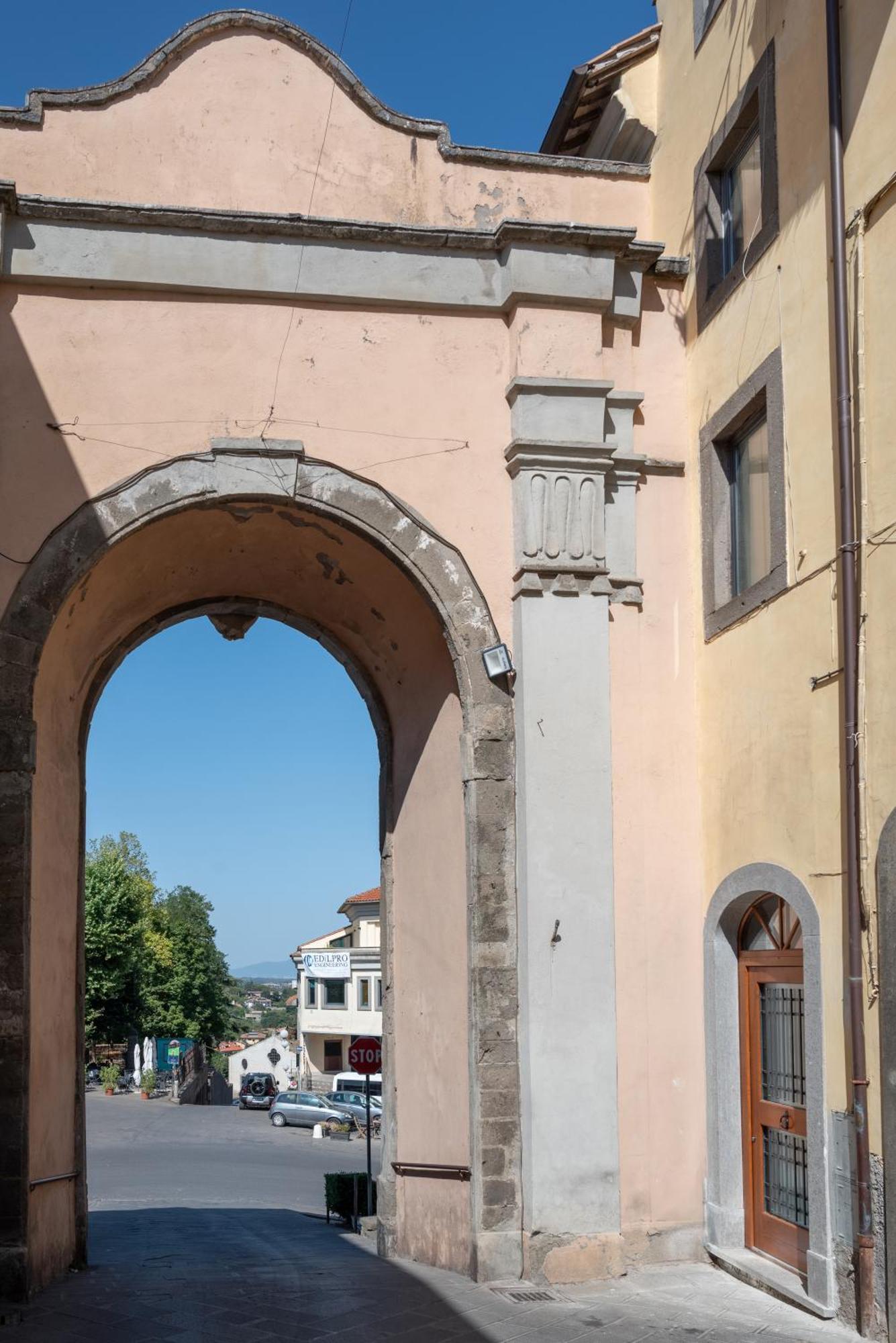 Palazzo Ricca Guarducci Piano Terra Apartment มอนเตเฟียสโกเน ภายนอก รูปภาพ
