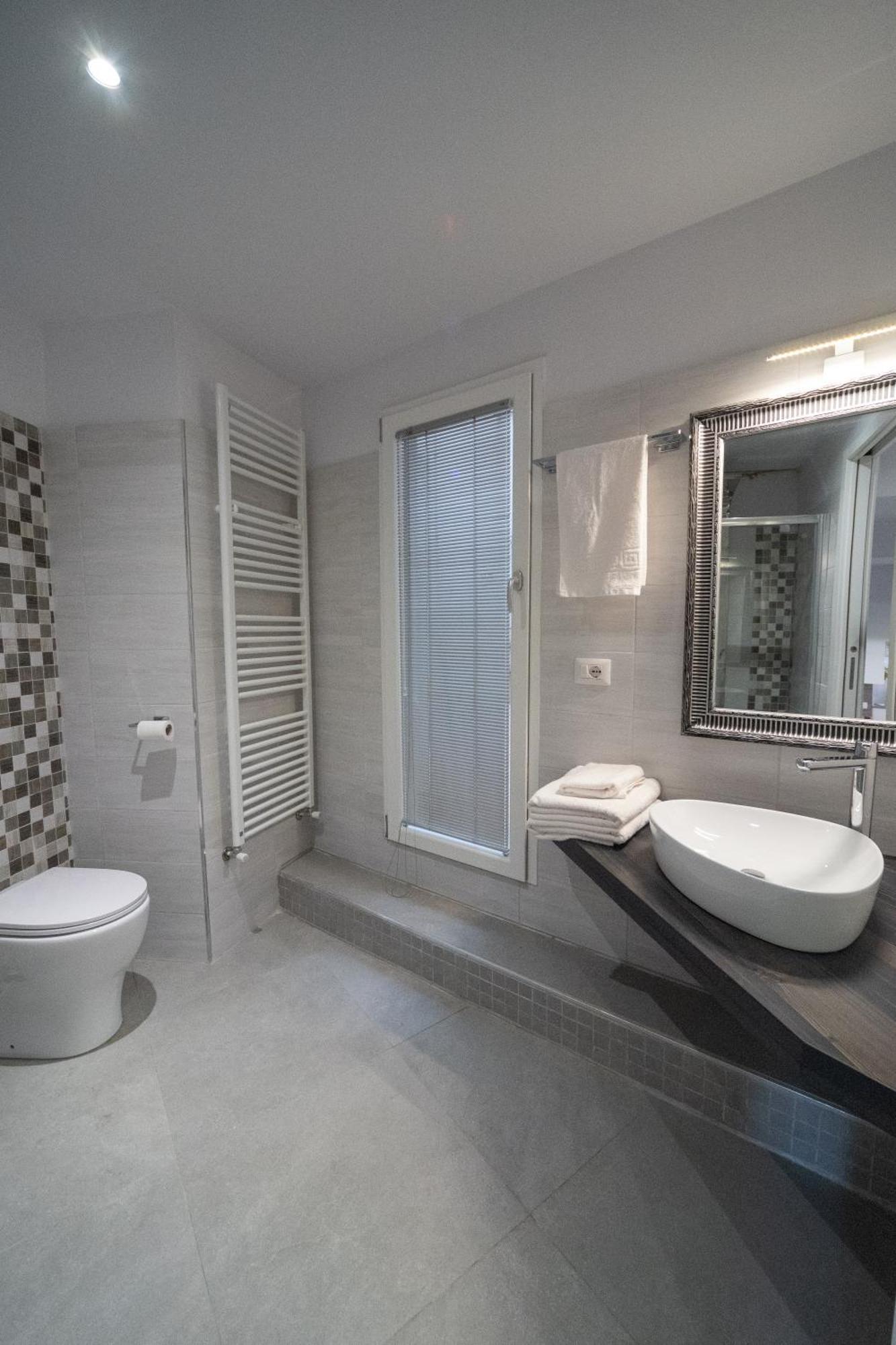 Palazzo Ricca Guarducci Piano Terra Apartment มอนเตเฟียสโกเน ภายนอก รูปภาพ